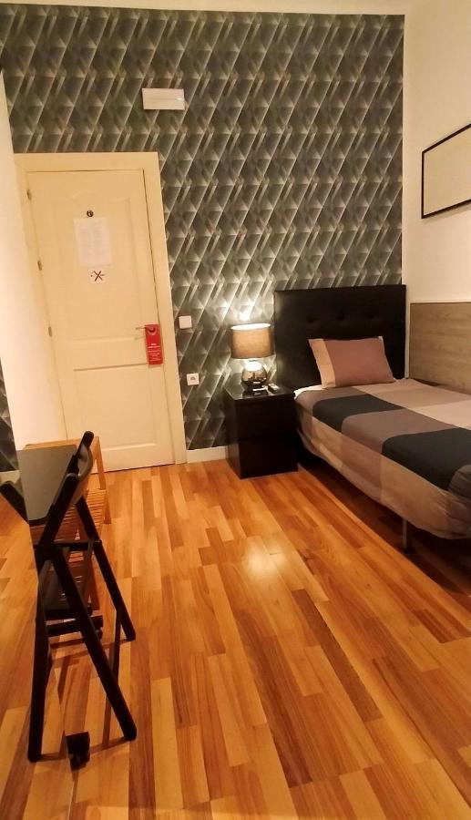 Single Rooms - Madrid — Fotos 2